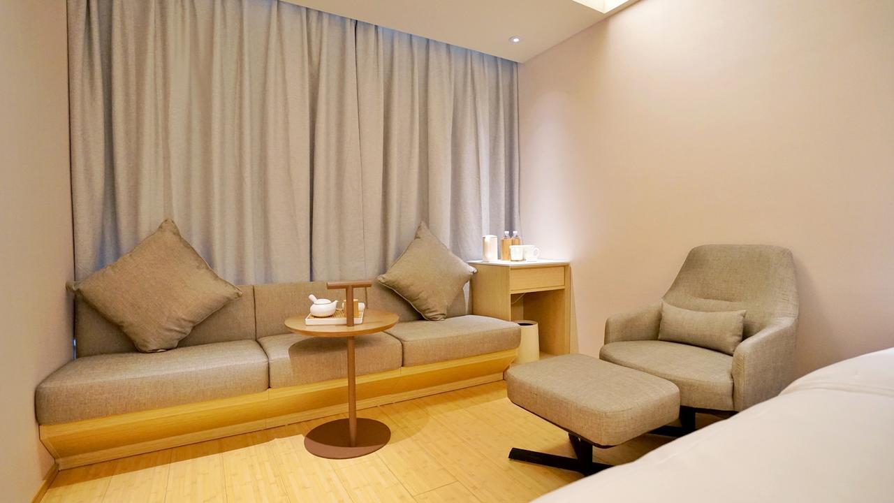 Ji Baoshan Youyi Road Hotel