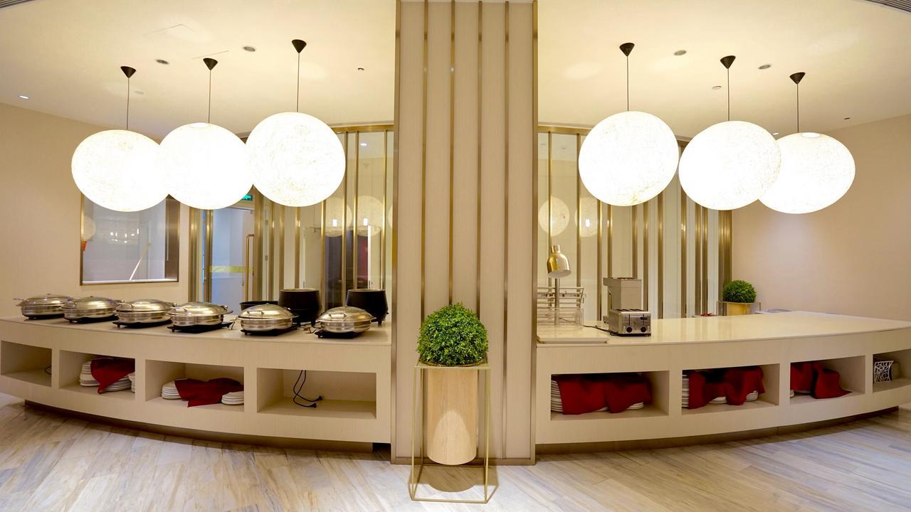 Ji Baoshan Youyi Road Hotel