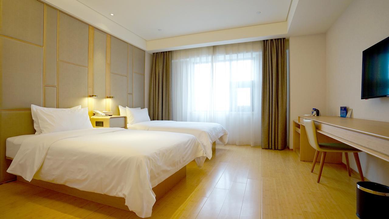 Ji Baoshan Youyi Road 3*